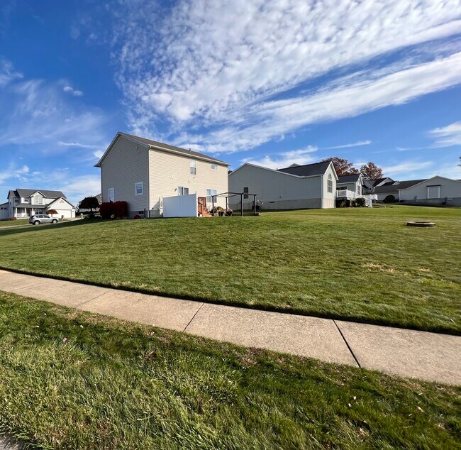 Building Photo - 2574 Enclave St NW