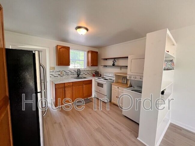 Foto del edificio - 4 Katra Ln