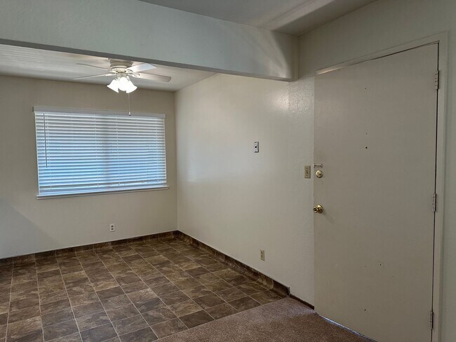 Building Photo - 1147 Leigh Ave