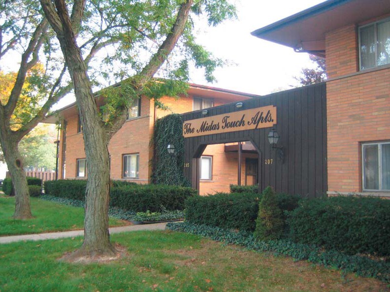 The Midas Touch Apartments - Rocky Pines Apartments
