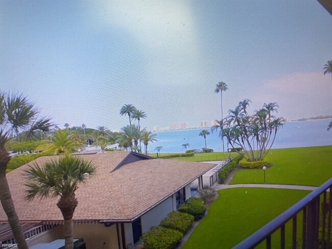 Building Photo - 2 br, 2 bath Condo - 100 Oakmont Lane 302