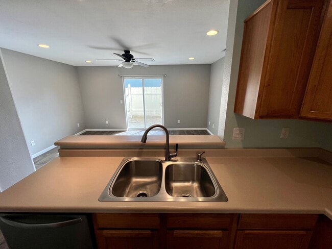 Building Photo - 2030 Brookhurst St