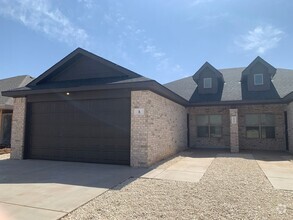 Building Photo - 5519 Kemper St