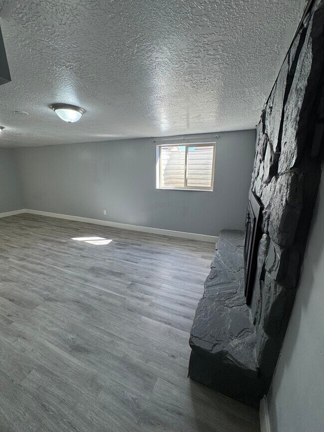Foto del edificio - 4206 W Annapolis Dr