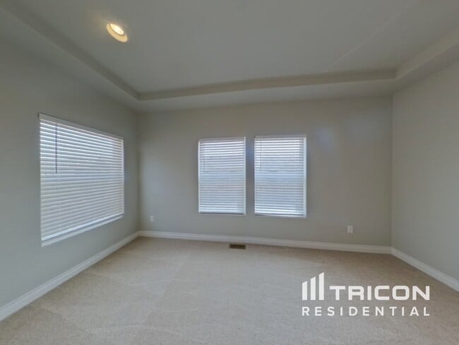 Building Photo - 6866 Sedgerock Ln