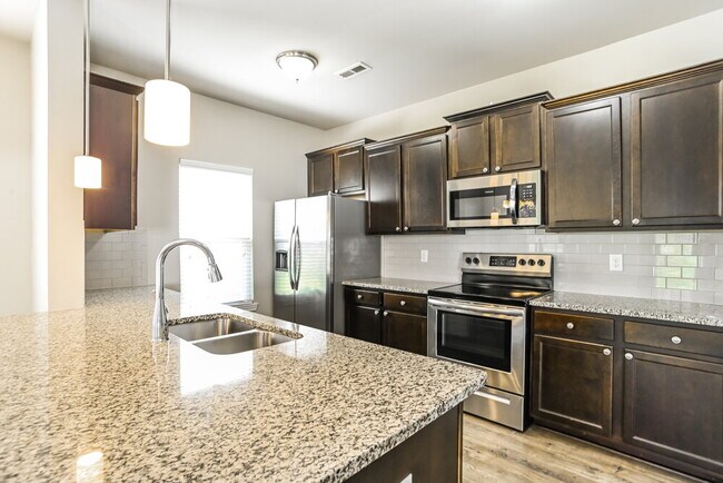 Foto del edificio - 1130 Rankin Oaks St