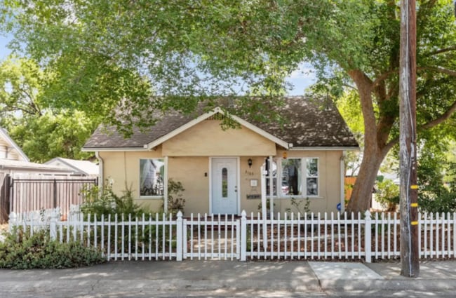 Foto del edificio - 3105 58th St