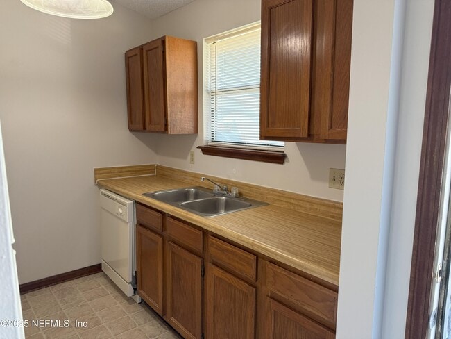 Building Photo - 1270 Ticonderoga Trail