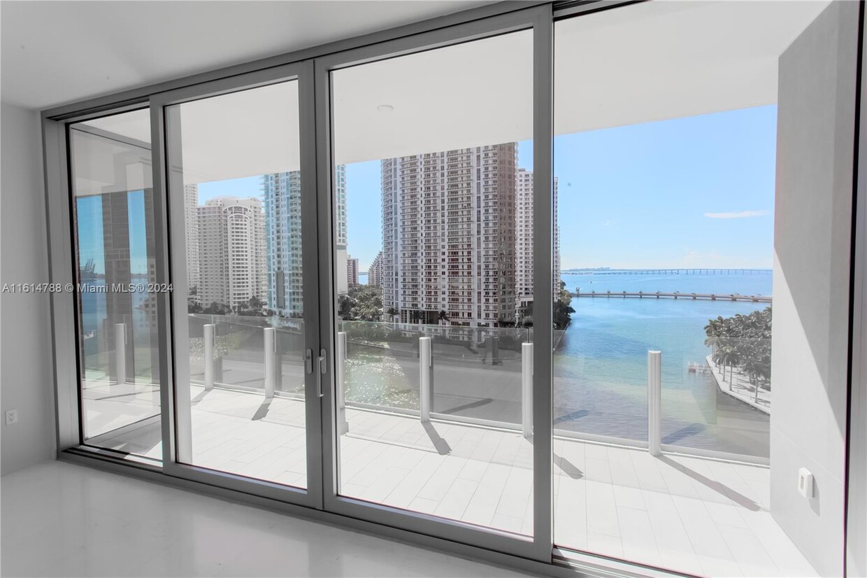 Foto principal - 300 Biscayne Blvd Way