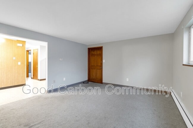 Foto del edificio - 5454 Creekside Ct