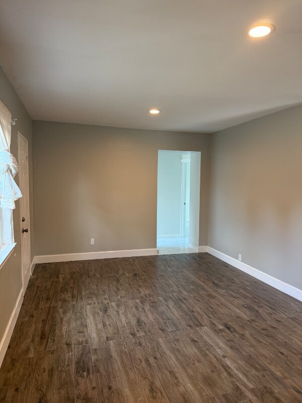 Foto del edificio - 8142 7th St