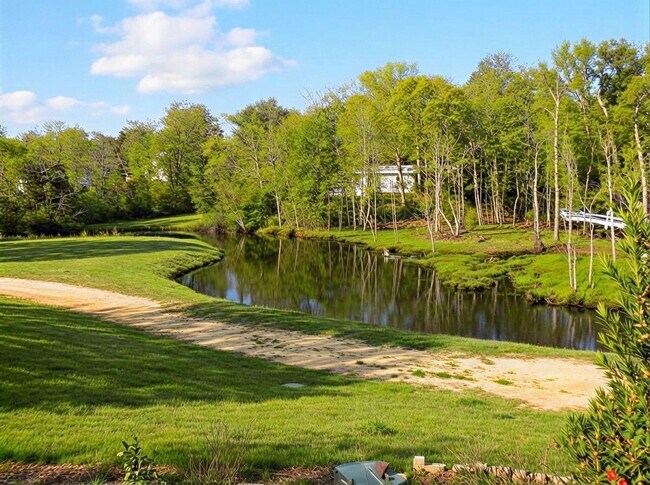 Building Photo - 632 Gap Creek Dr