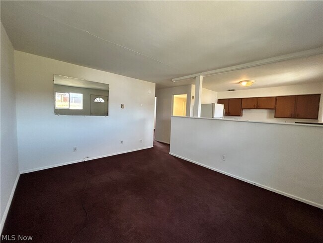 Foto del edificio - 301 Martin Ave