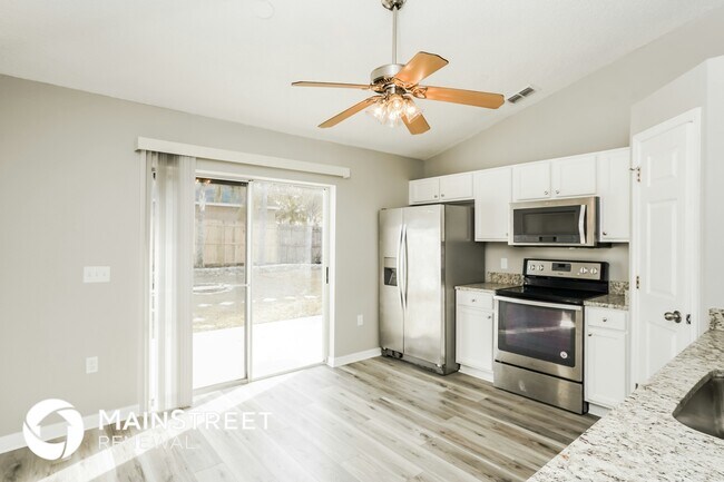 Foto del edificio - 10401 Opus Dr