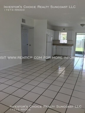 Building Photo - 7253 Cedar Point Dr