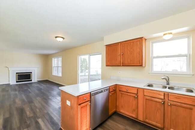 Foto del edificio - 178 Cherrywood Ct