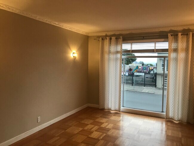 Foto del edificio - 1136 Quintara St