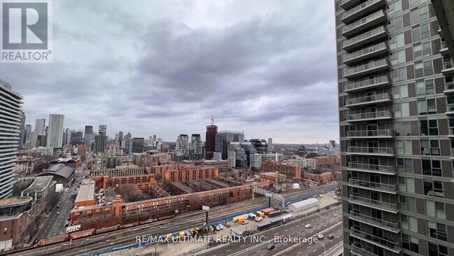 Building Photo - 15 Lower Jarvis St