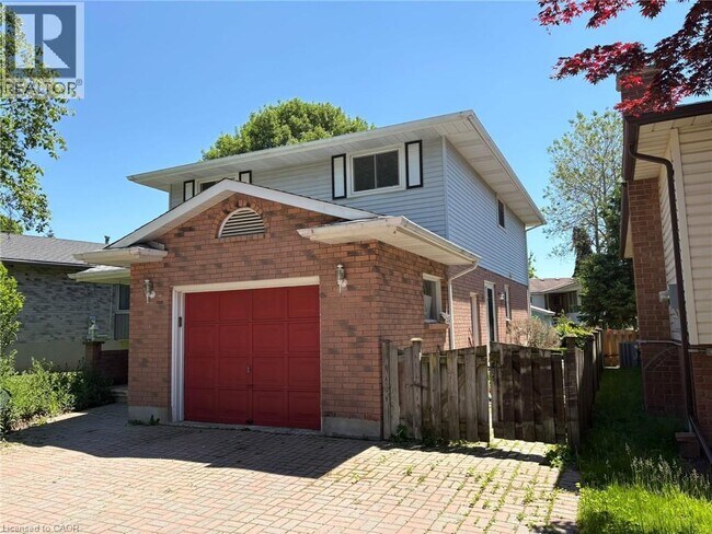 Photo du bâtiment - 6199 Delta Dr