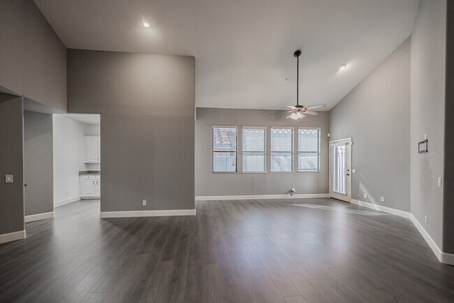 Foto del edificio - 23750 N 75th Pl