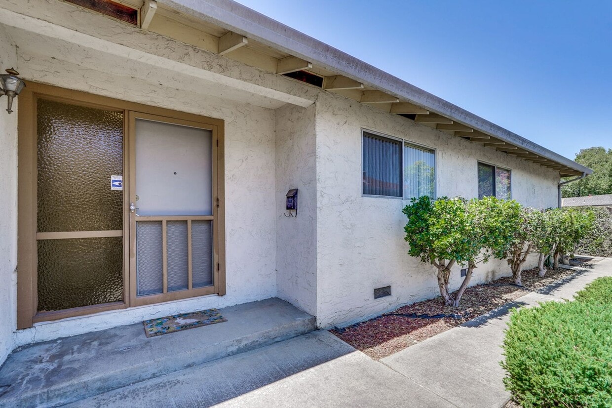 Photo - 3484 & 3486 Angelina Drive