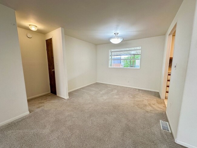 Foto del edificio - 4366 Valley Ln