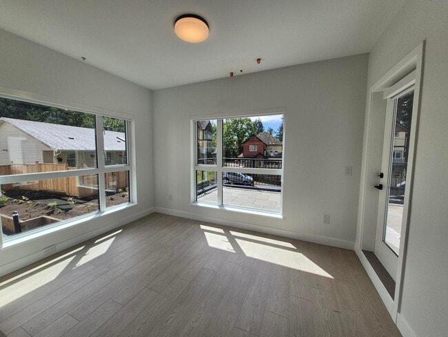 Building Photo - 2629 Millstream Rd
