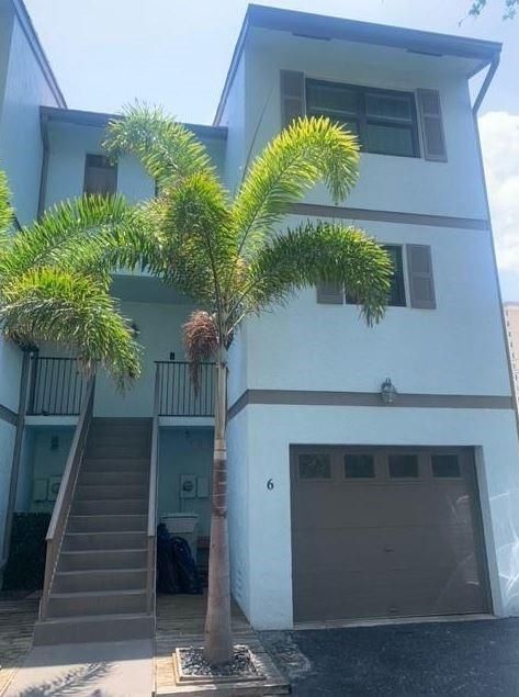 Foto principal - 3250 NE 12th St