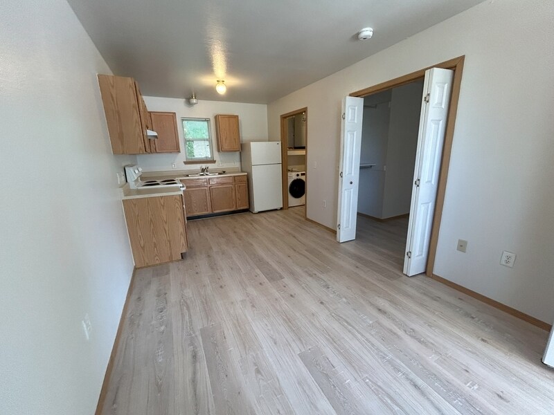 Foto principal - 1635 Neptune St