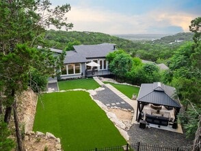 Building Photo - 20702 Post Oak Dr