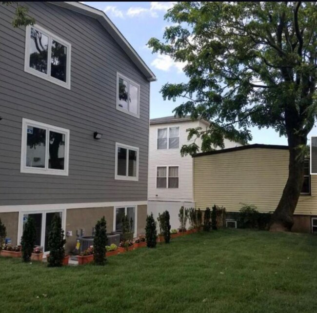 Foto del edificio - 4314 Meadowview Ave