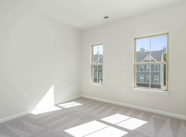 Building Photo - 1338 Channing Park Cir