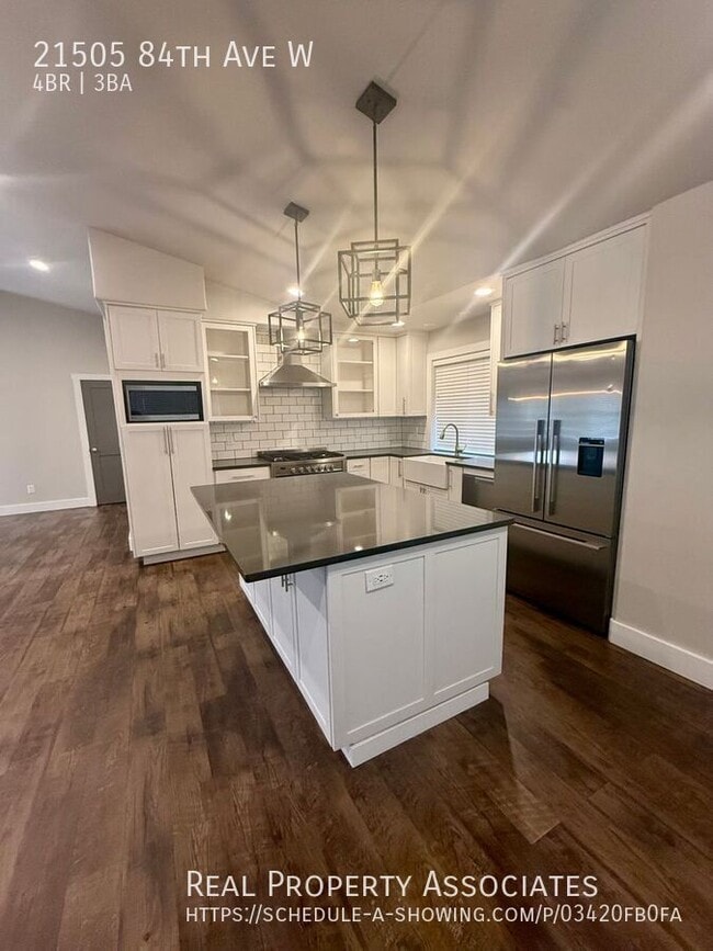 Building Photo - 21505 84th Ave W