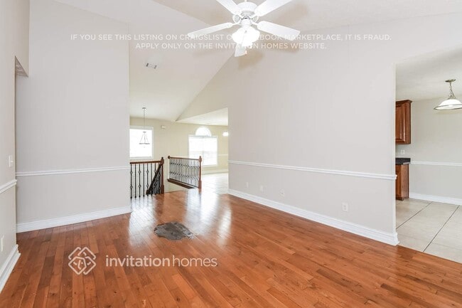 Building Photo - 3329 Silver Ridge Dr