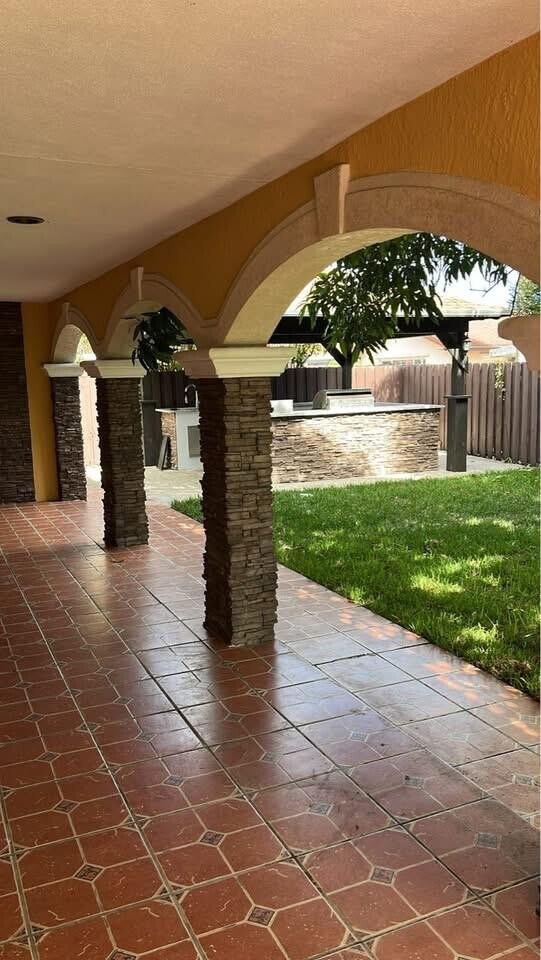 Foto del edificio - 6624 Osborne Dr