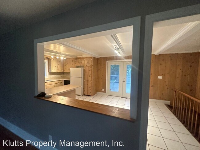 Foto del edificio - 3 br, 1.5 bath House - 1615 Burnley Road