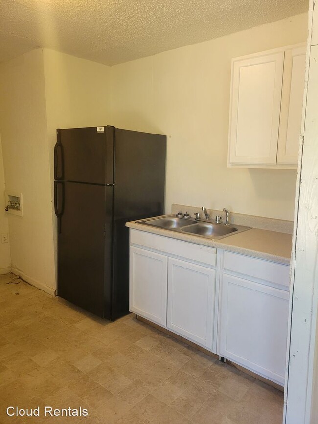 Foto del edificio - 2 br, 1 bath House - 1106 1/2 N 10TH ST