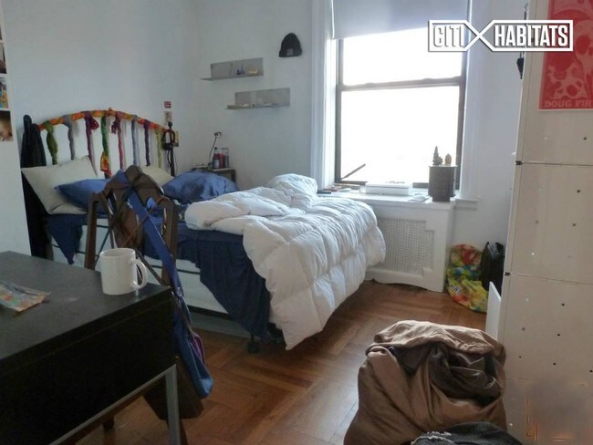 Foto del edificio - 440 E 6th St