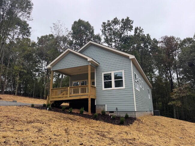 Building Photo - New Construction in North Hall for Rent!
