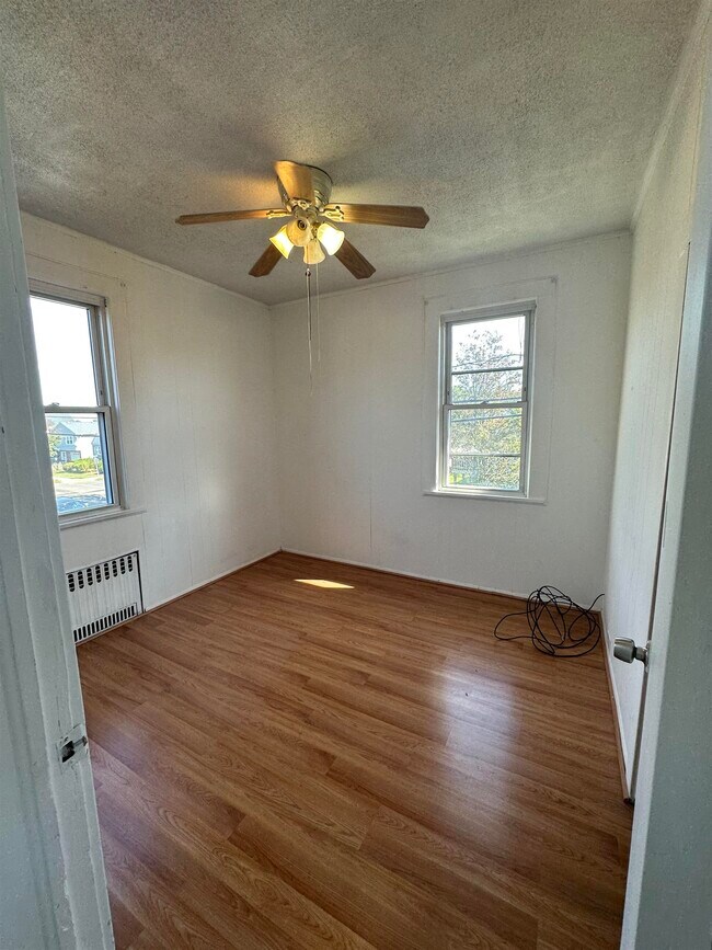 Building Photo - 79 Kipp Ave