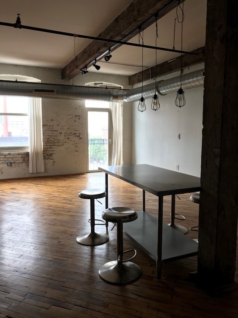 Building Photo - 1220 Buttonwood St