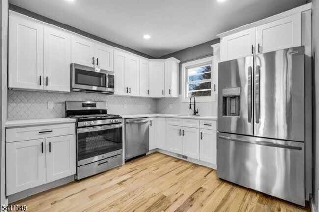 Foto del edificio - 2106 Whittier St