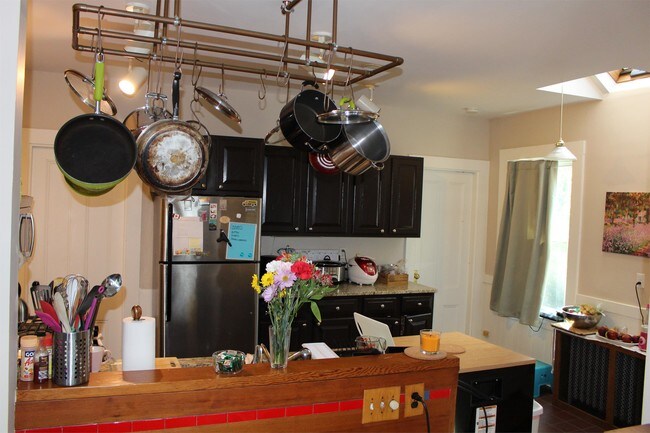 Foto del edificio - 74 Saint Rose St