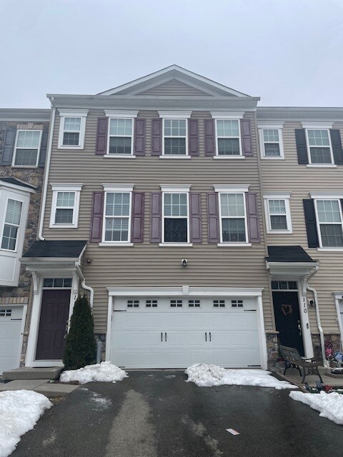 Building Photo - 112 Graystone Dr