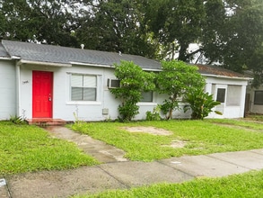Building Photo - 446 Francis Blvd