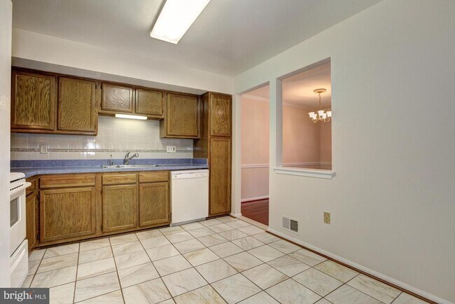 Foto del edificio - 14946 Habersham Cir
