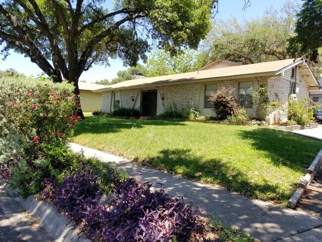 Building Photo - 9508 Powhatan Dr