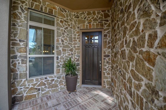 Building Photo - 17914 Pecan Bayou Ln