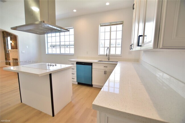 Foto del edificio - 3 br, 2 bath House - 2976 SW 16th St # 2976