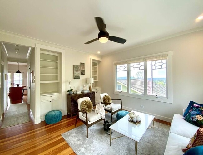 Foto del edificio - Enchanting 1-Bedroom, 1-Bath Oasis with Stunning Views